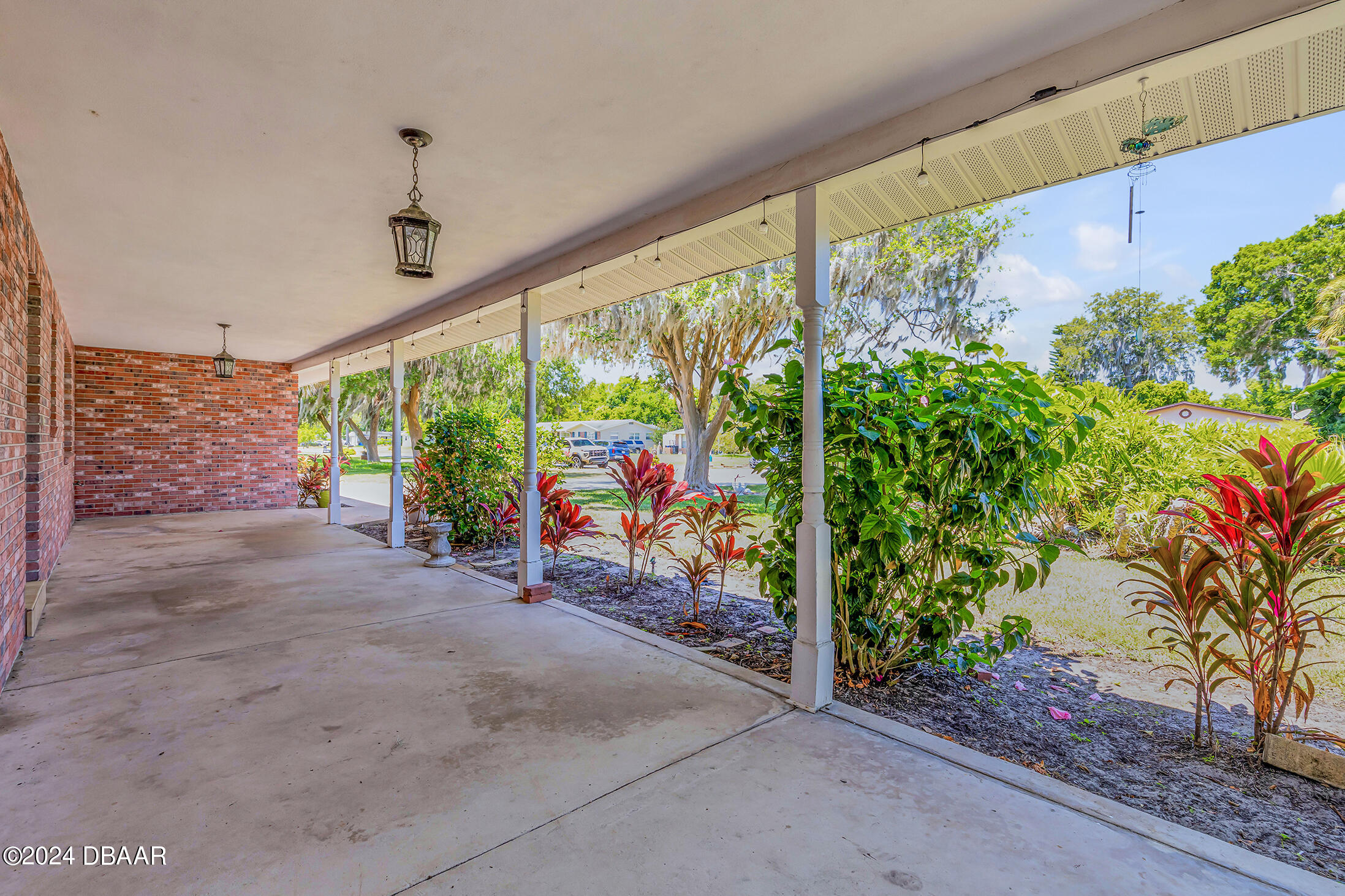 909 Pineapple Road South Daytona, FL 32119 - Photo 6 of 68 Front Porch 1.1