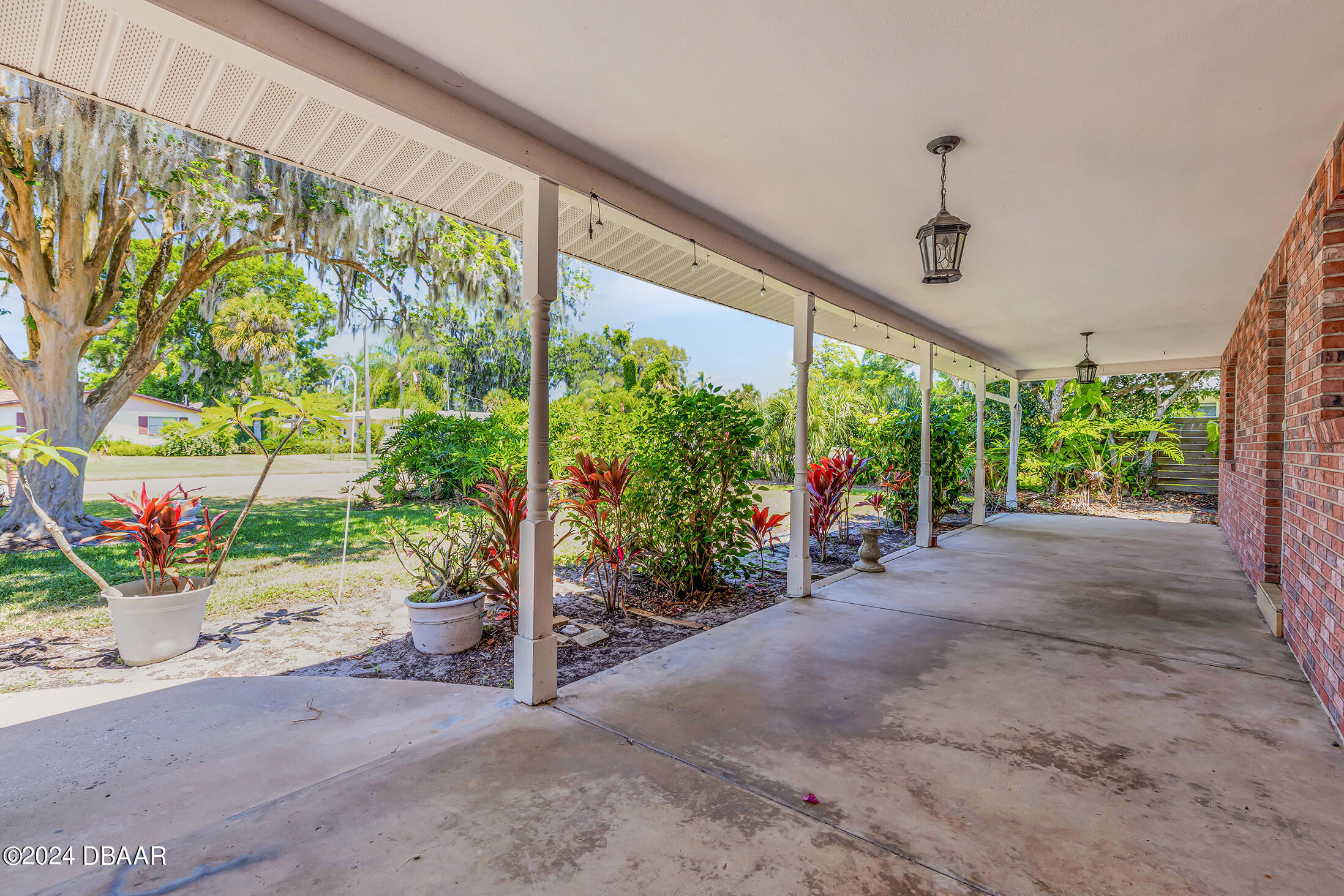 909 Pineapple Road South Daytona, FL 32119 - Photo 7 of 68 Front Porch 1.2
