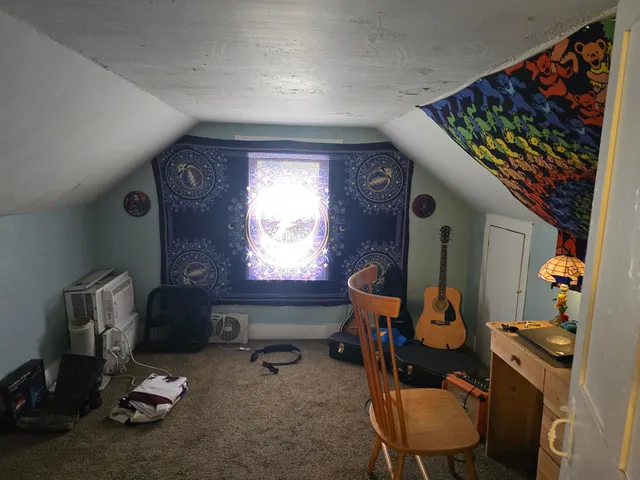 $150,000 | 335 Water Street, Hallowell, ME 04347