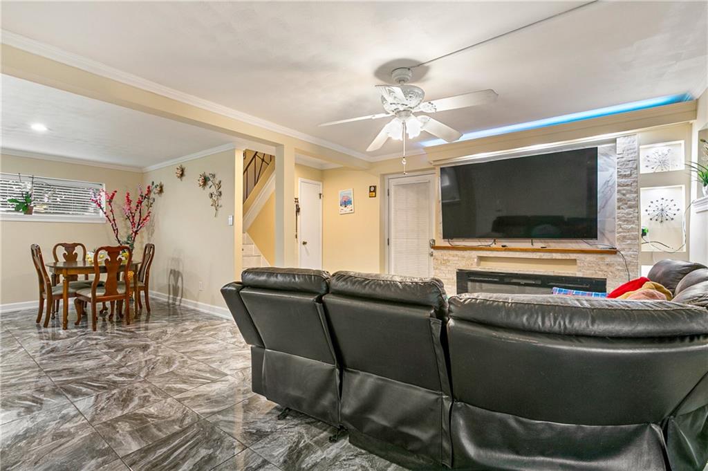 312 Appletree Lane Terrytown, LA 70056 - Photo 4 of 21