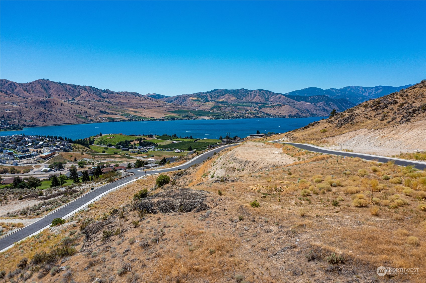 929 Long Drive Chelan, WA 98816 - Photo 20 of 23 a view of a large mountain
