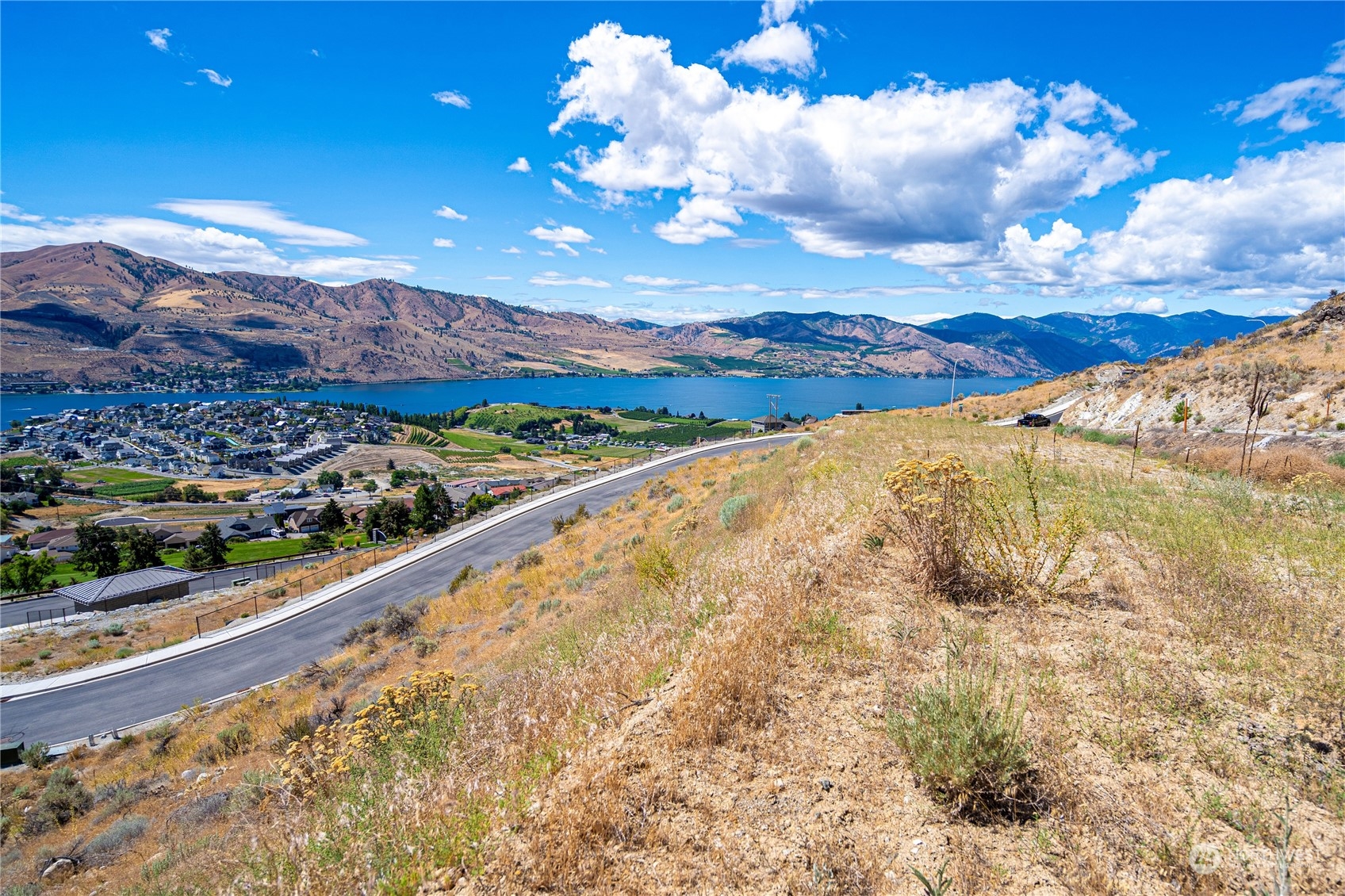 929 Long Drive Chelan, WA 98816 - Photo 8 of 23