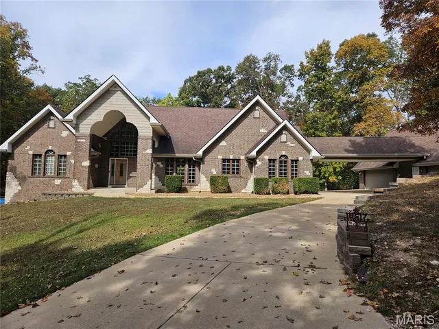 $949,000 | 18517 Gredan Court, Wildwood, MO 63069