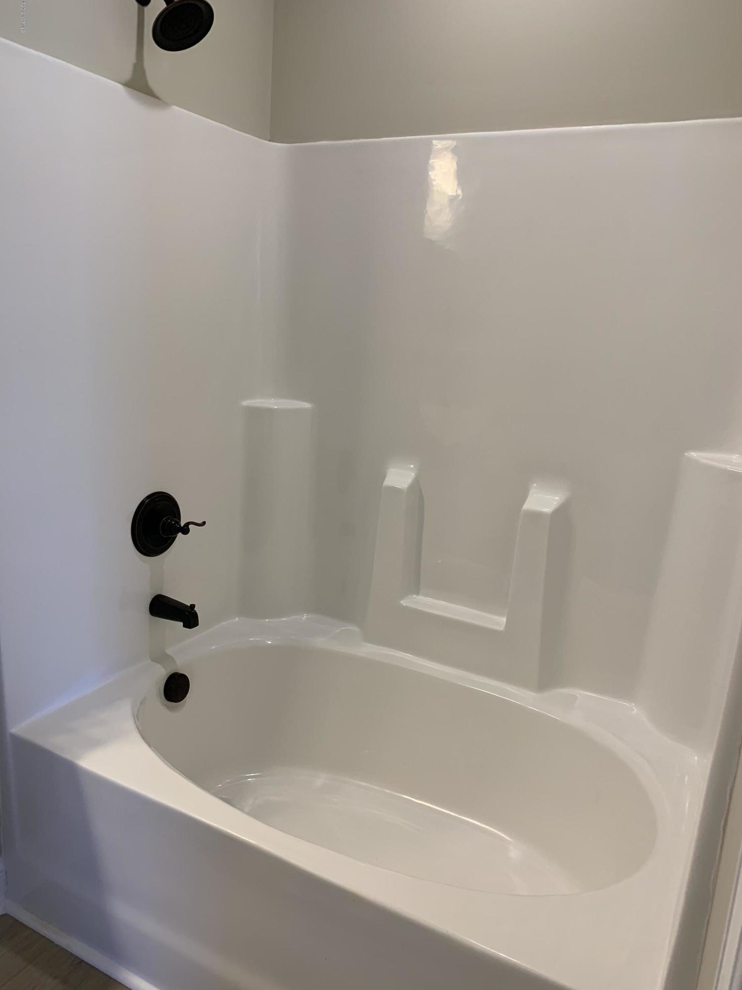 201 Echo Ridge Road Swansboro, NC 28584 - Photo 48 of 63 Large Soaker Tub & Shower Combo