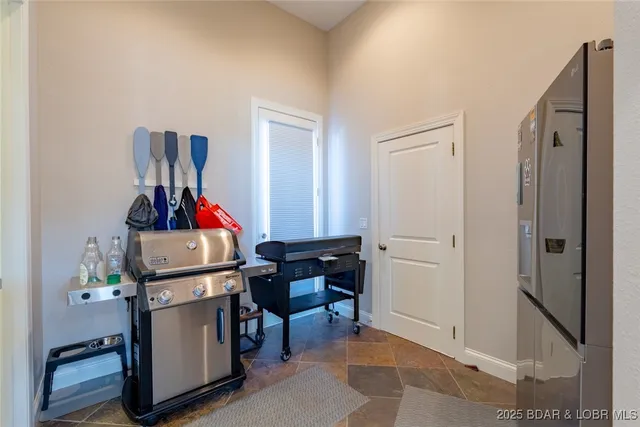 $2,250,000 | 345 Liahona Circle, Sunrise Beach, MO 65079