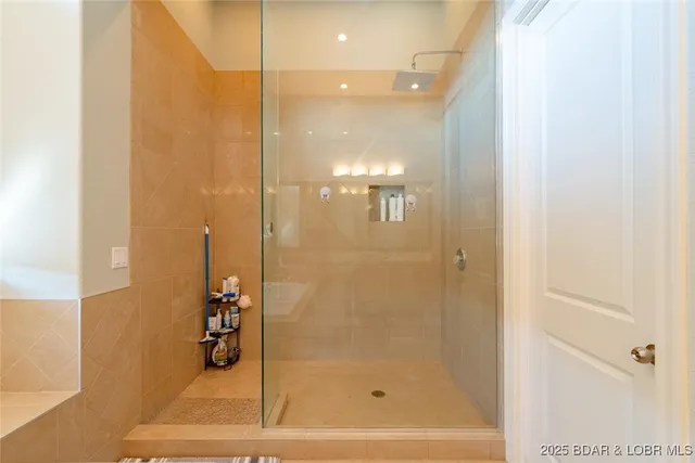 $2,250,000 | 345 Liahona Circle, Sunrise Beach, MO 65079