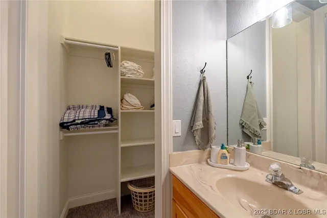 $2,250,000 | 345 Liahona Circle, Sunrise Beach, MO 65079