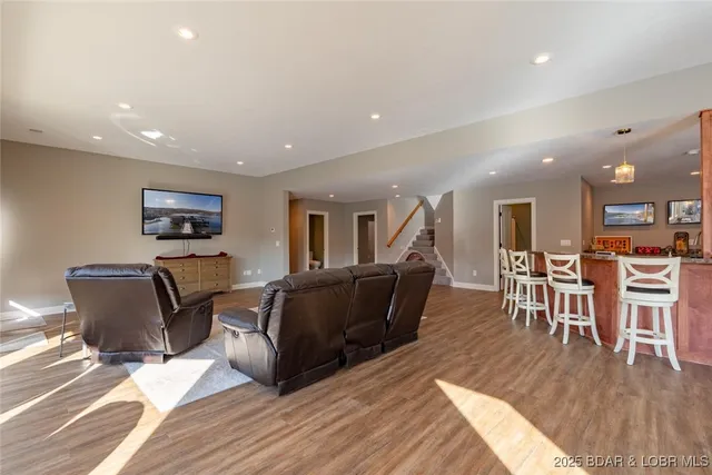 $2,250,000 | 345 Liahona Circle, Sunrise Beach, MO 65079