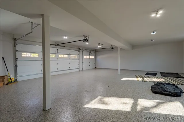 $2,250,000 | 345 Liahona Circle, Sunrise Beach, MO 65079