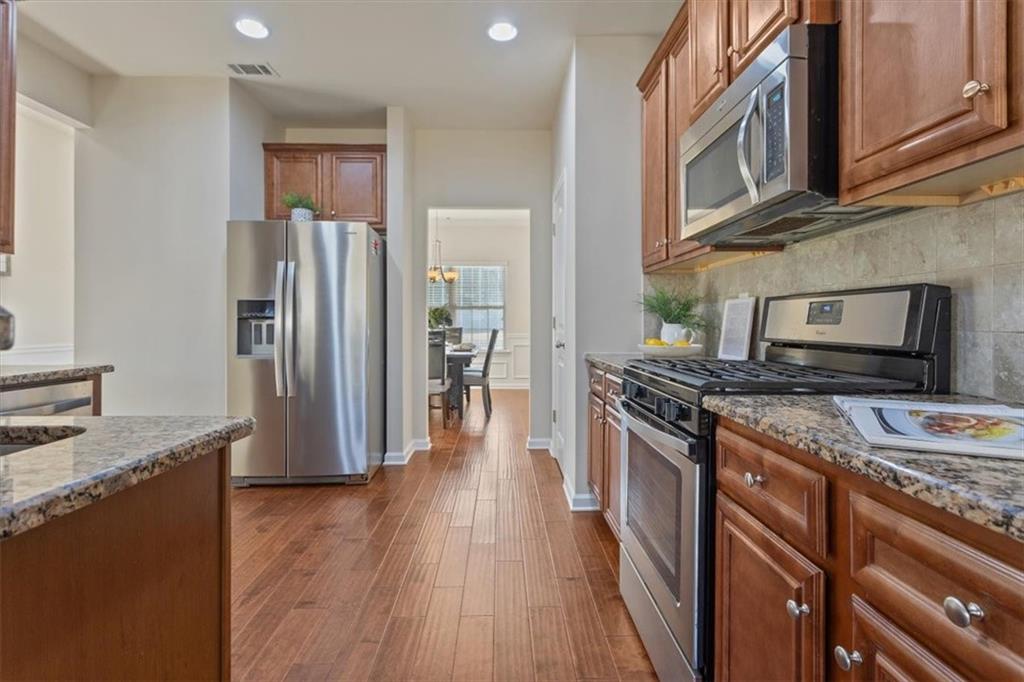 704 Flag Street Canton, GA 30114 - Photo 14 of 51