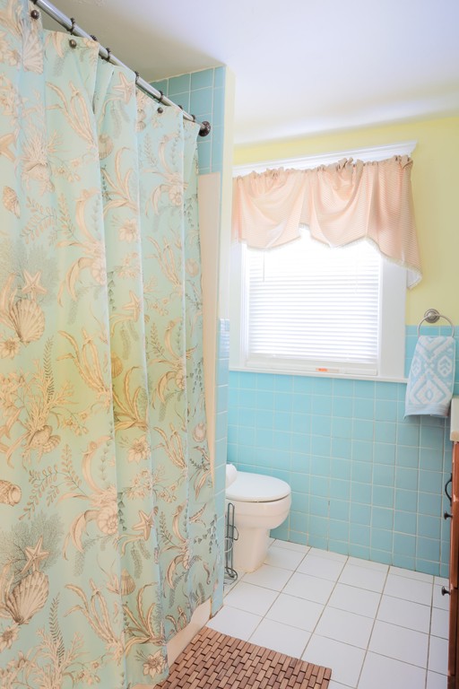 11 Rowe Hill Road Stoneham, MA 02180 - Photo 17 of 24 Gallery Image 17
