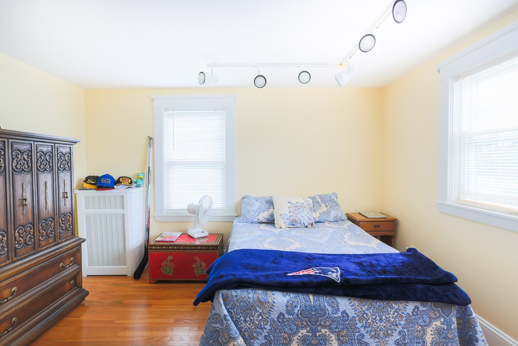 11 Rowe Hill Road Stoneham, MA 02180 - Photo 22 of 24 Gallery Image 22