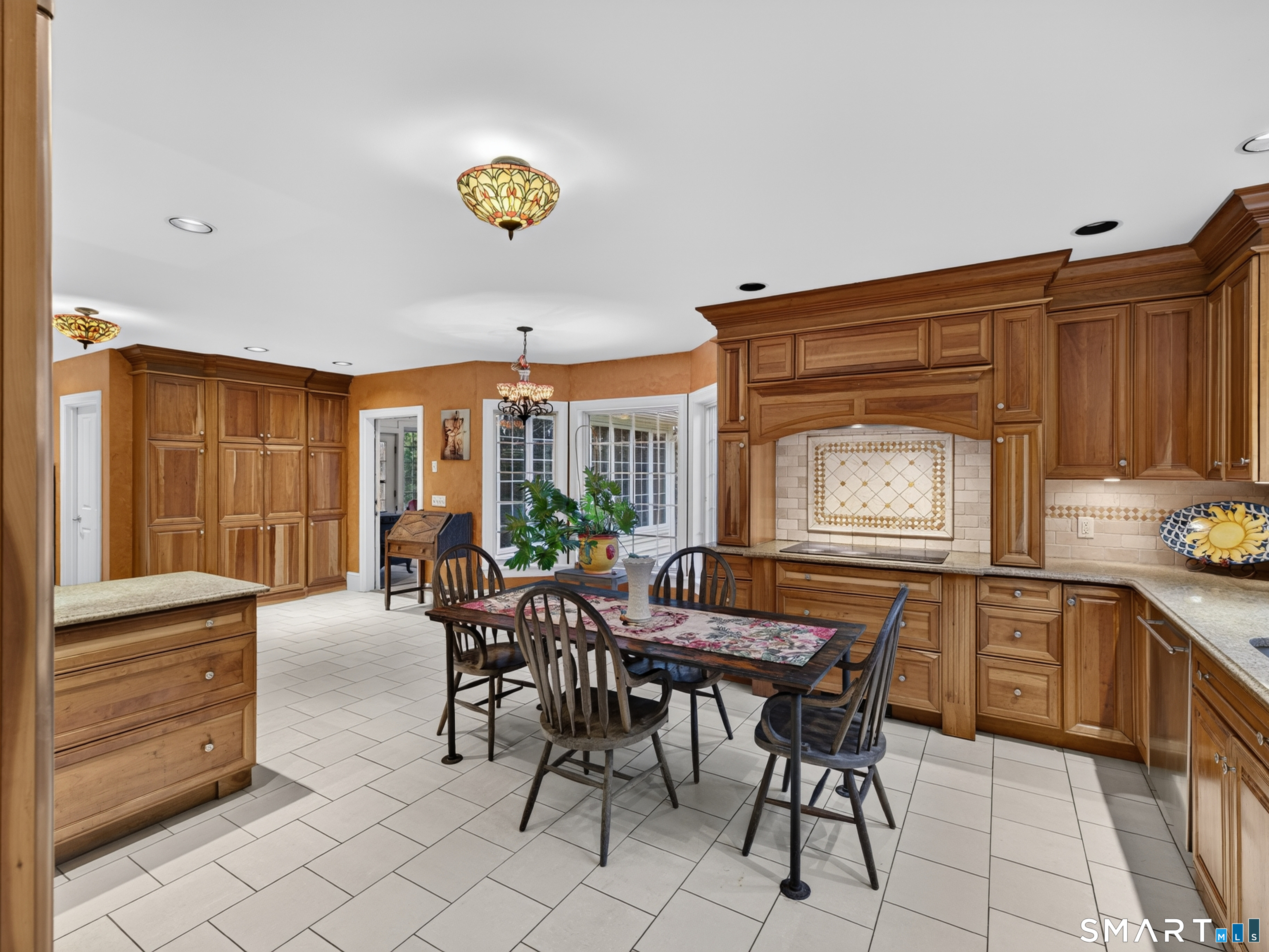 199 Greenhaven Road Stonington, CT 06379 - Photo 21 of 40
