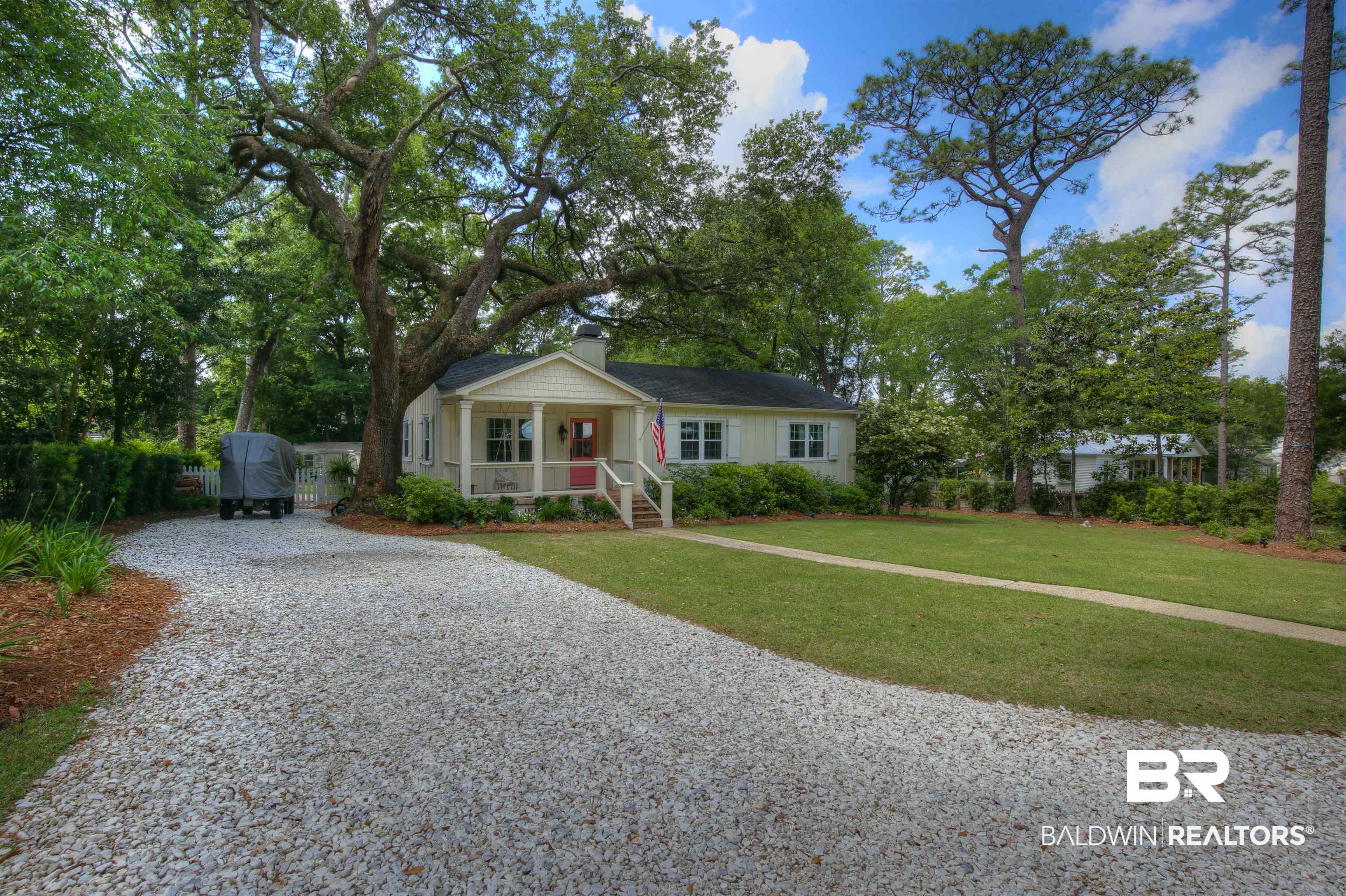 206 Pier Avenue Fairhope, AL 36532 - Photo 2 of 26 Front View