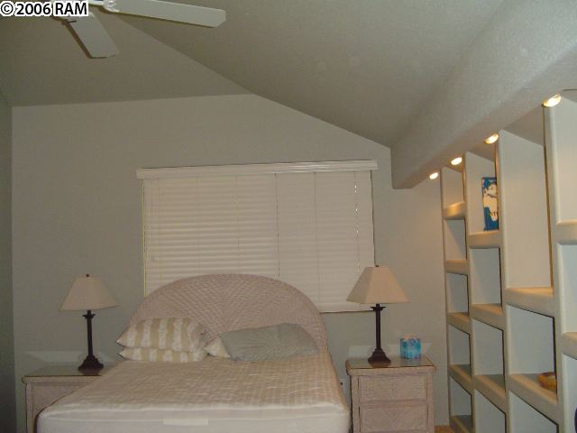 811 South Kihei Road, Unit 1F Kihei, HI 96753 - Photo 12 of 19 a view of entryway