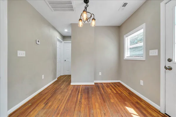 $199,950 | 1423 Varnell Avenue Northeast, Roanoke, VA 24012