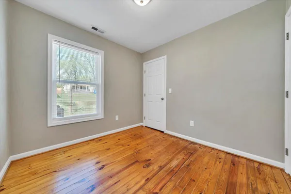 $199,950 | 1423 Varnell Avenue Northeast, Roanoke, VA 24012