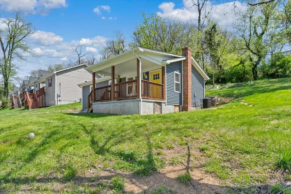 $199,950 | 1423 Varnell Avenue Northeast, Roanoke, VA 24012
