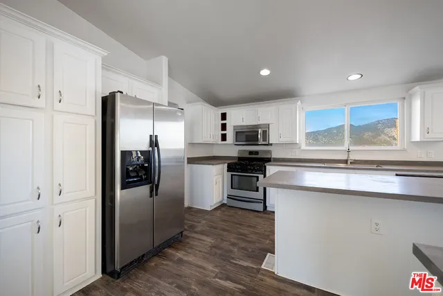 $3,195 | 45999 South Street, Big Bear City, CA 92314