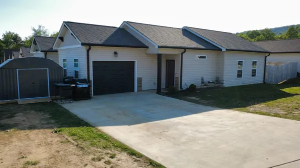 $235,000 | 194 Norman Creek Road, Evensville, TN 37332