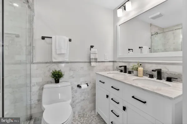 $1,265,000 | 720 12th Street Northeast, Washington, DC 20002