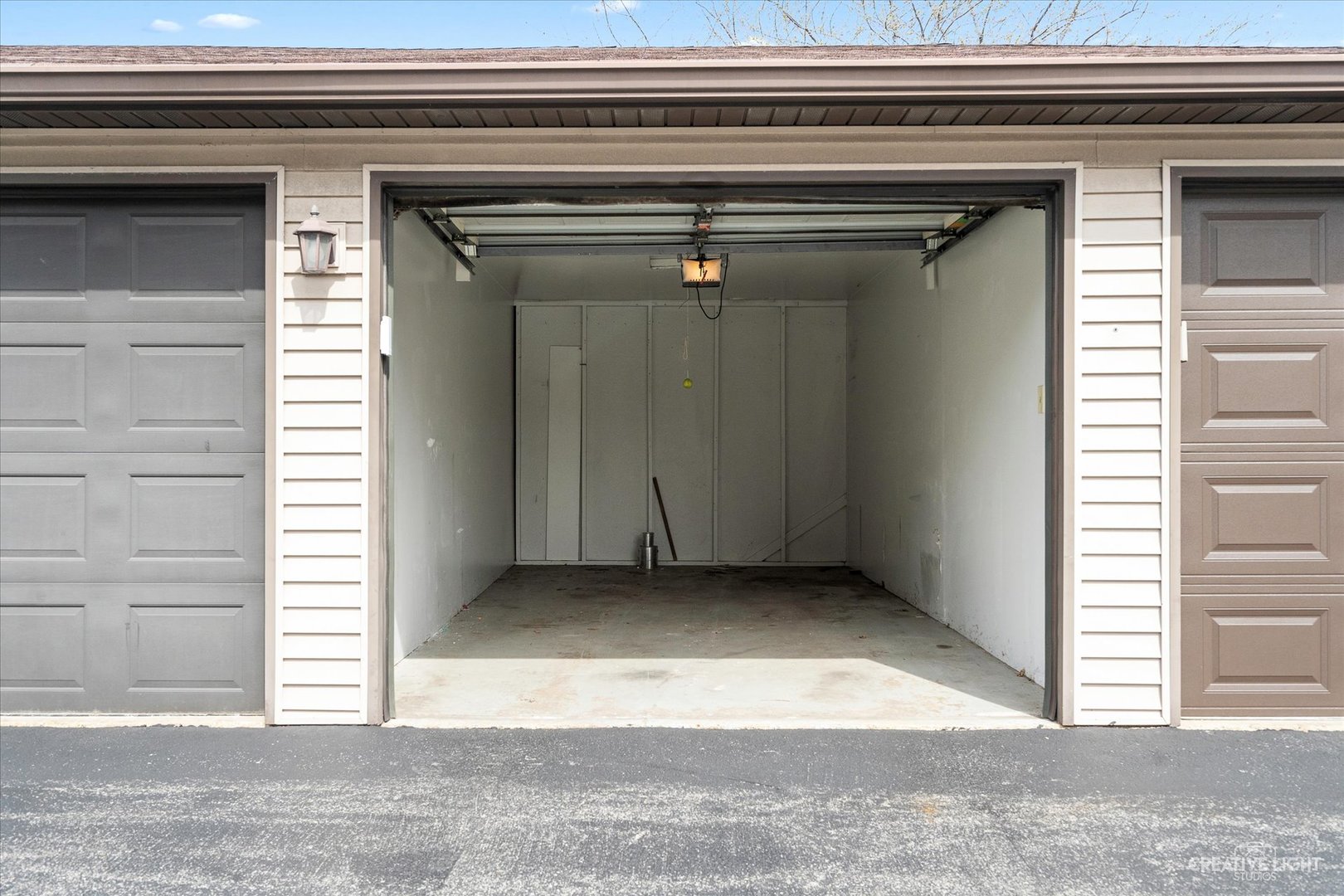 1239 Chalet Road, Unit 200 Naperville, IL 60563 - Photo 16 of 16 a view of a garage