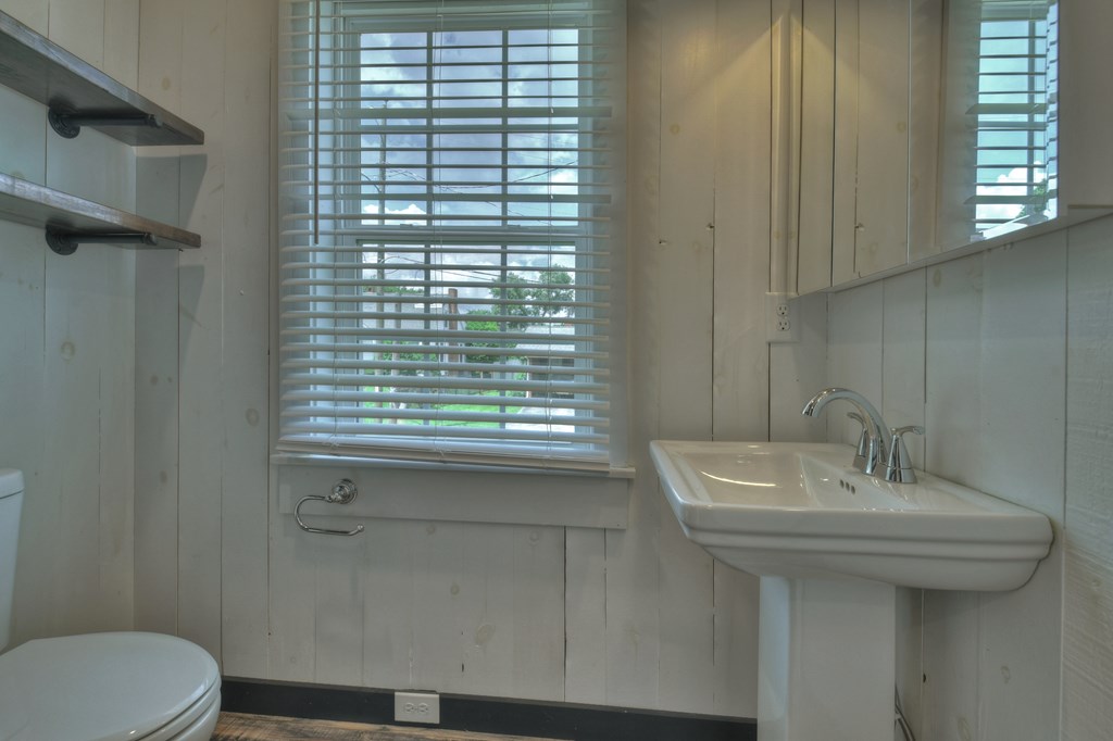 61 Delaware Street Ellijay, GA 30540 - Photo 22 of 36 Gallery Image 22
