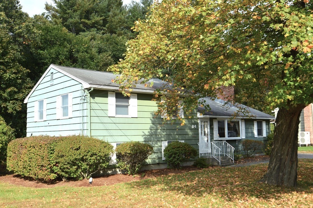 24 Harrington Road Framingham, MA 01701 - Photo 3 of 41 Gallery Image 3