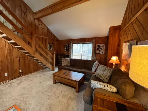 $394,000 | 9 F Brumms Way, Unit 9F, West Dover, VT 05356