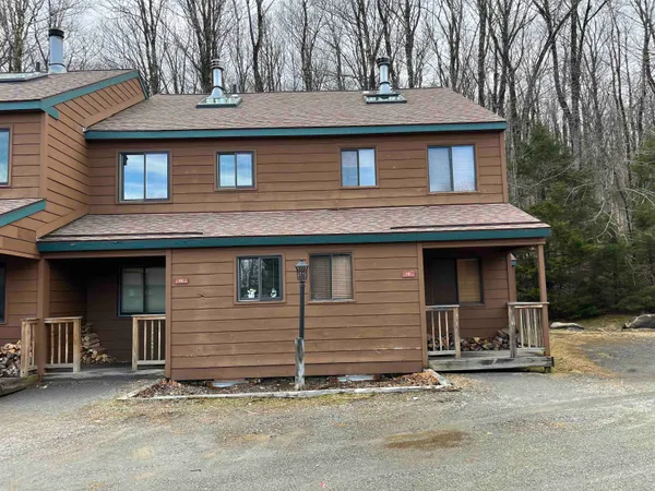$394,000 | 9 F Brumms Way, Unit 9F, West Dover, VT 05356