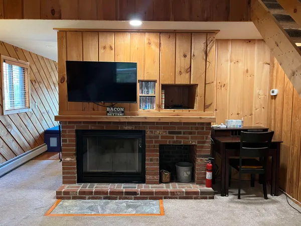 $394,000 | 9 F Brumms Way, Unit 9F, West Dover, VT 05356