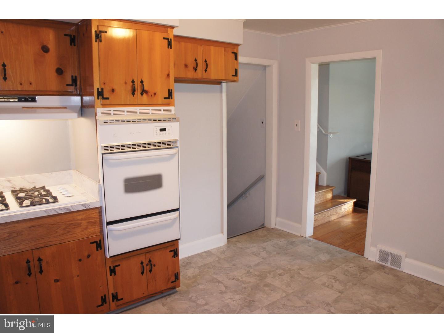 504 Wesley Road Springfield, PA 19064 - Photo 8 of 21
