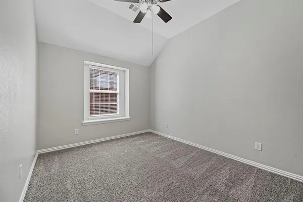 $500,000 | 1181 Noble Avenue Road, Lantana, TX 76226