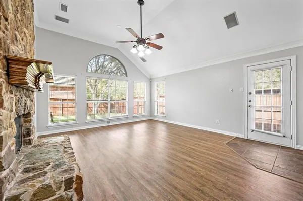 $500,000 | 1181 Noble Avenue Road, Lantana, TX 76226