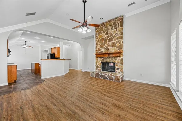 $500,000 | 1181 Noble Avenue Road, Lantana, TX 76226