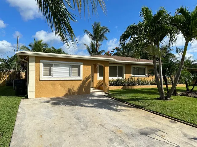 $4,000 | 765 East Dayton Circle, Fort Lauderdale, FL 33312