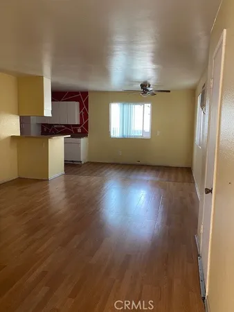 $2,795 | 14767 Erwin Street, Unit 6, Van Nuys, CA 91411