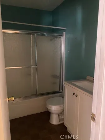 $2,795 | 14767 Erwin Street, Unit 6, Van Nuys, CA 91411