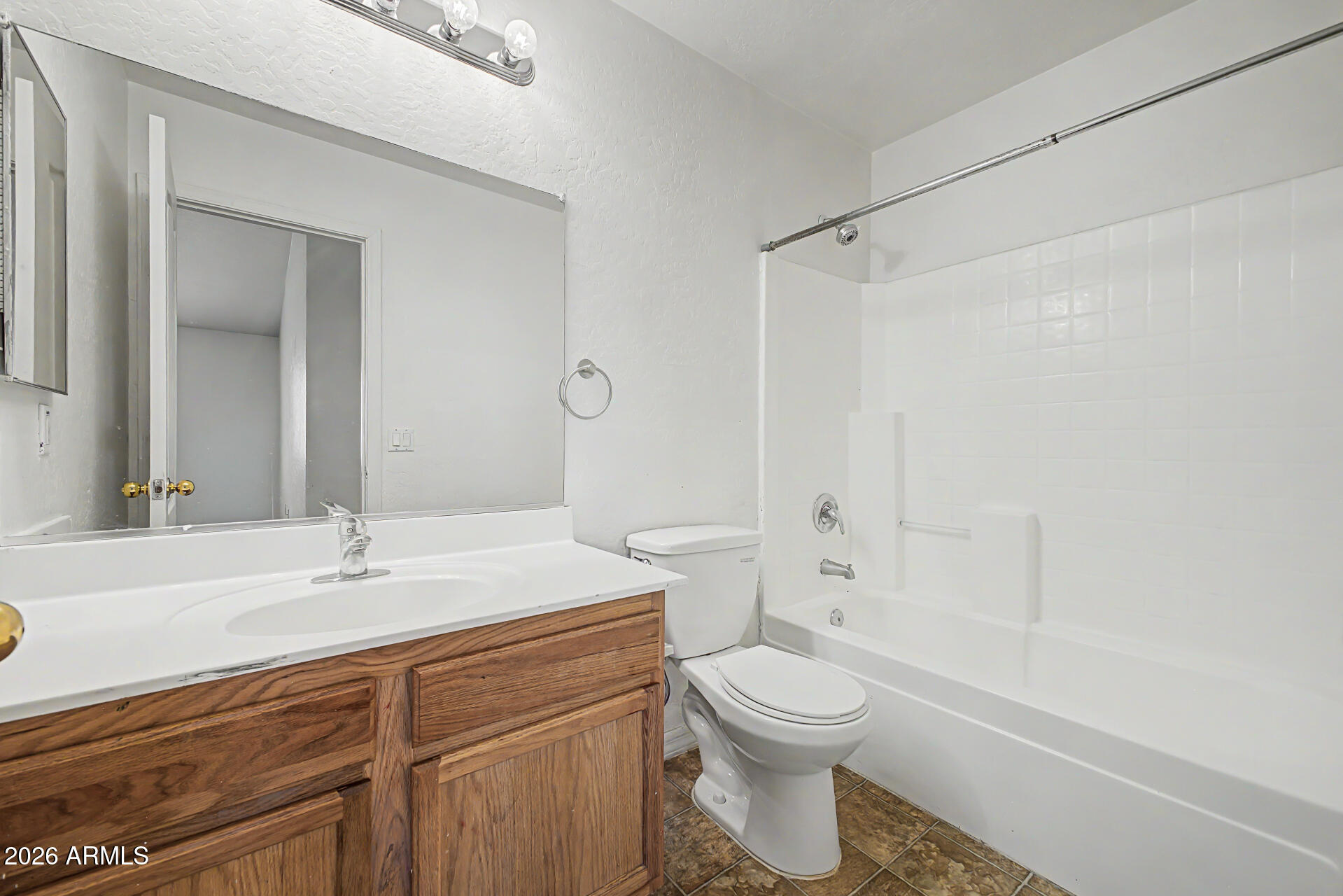 3234 West Pecan Road Phoenix, AZ 85041 - Photo 3 of 23 23 - Pecan