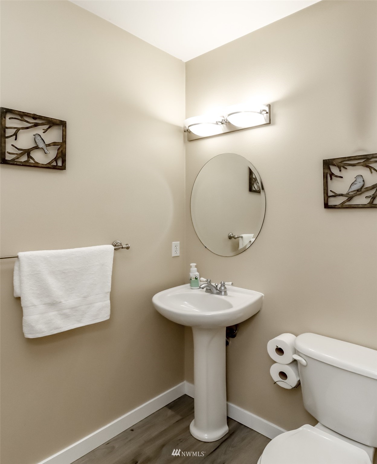 28035 Maple Ridge Way Southeast Maple Valley, WA 98038 - Photo 25 of 40 a bathroom with a toilet sink and mirror