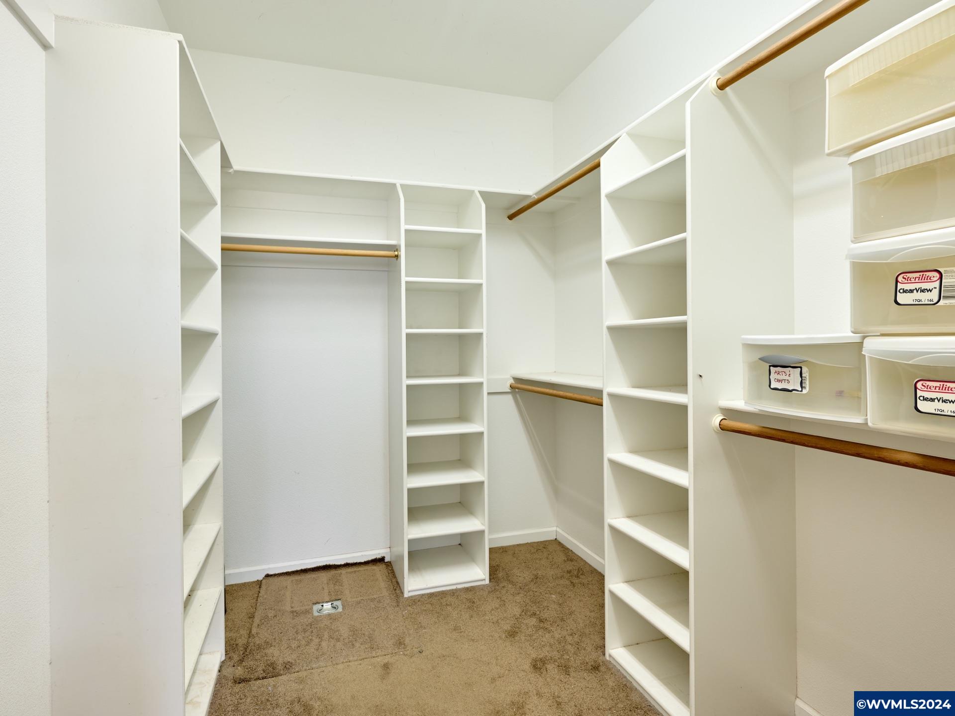 1105 Laurelridge Loop Northeast Keizer, OR 97303 - Photo 24 of 36