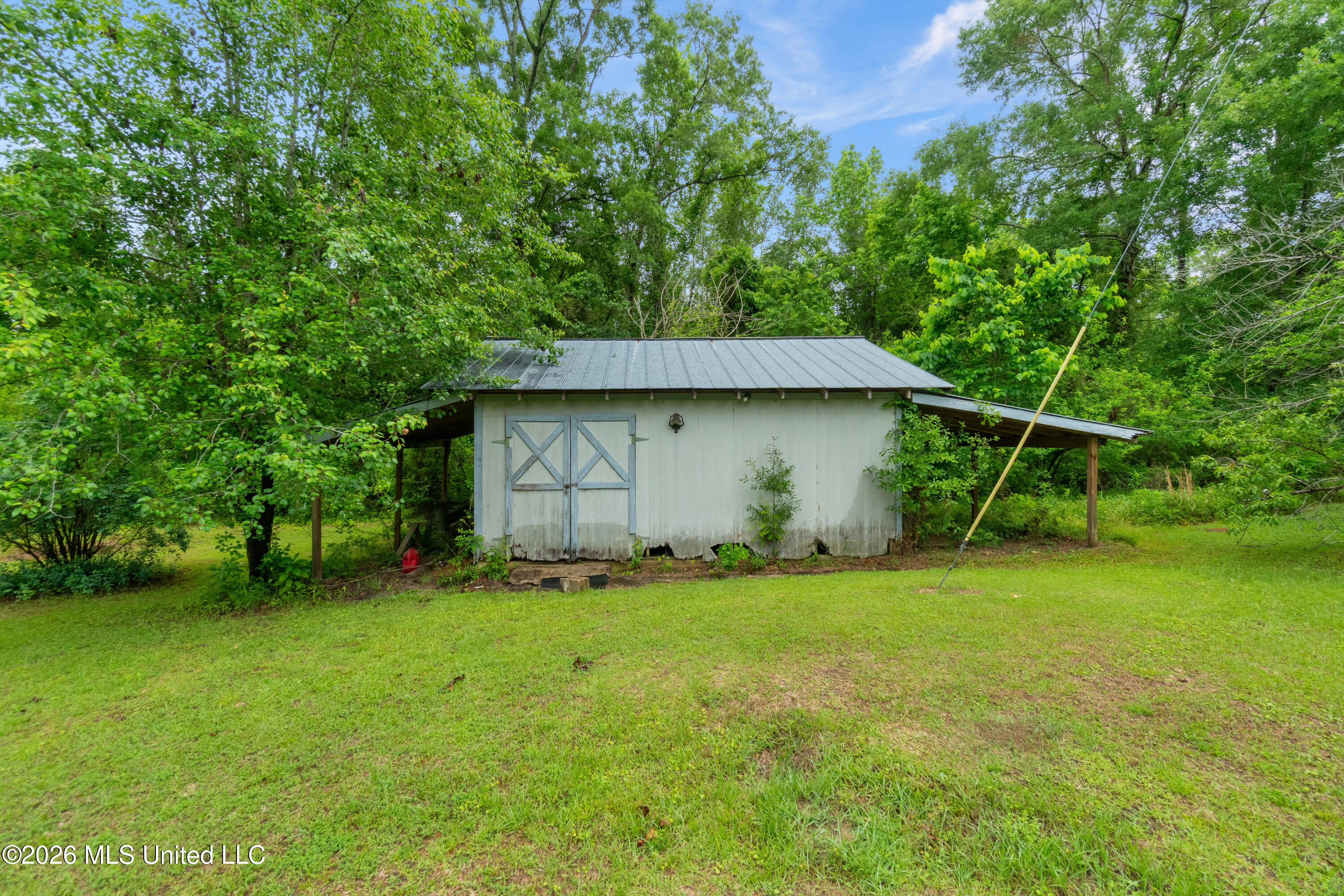 153 Memorial Church Road Richton, MS 39476 - Photo 38 of 43 153_Memorial_Church_Road-38