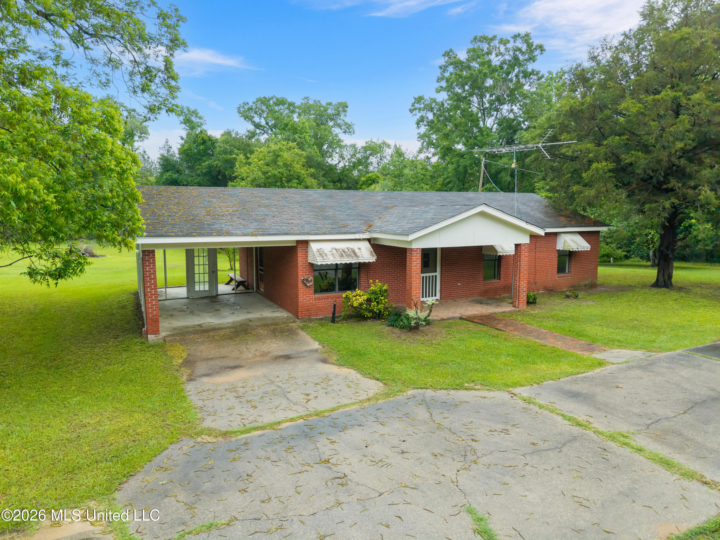 153 Memorial Church Road Richton, MS 39476 - Photo 39 of 43 153_Memorial_Church_Road-39