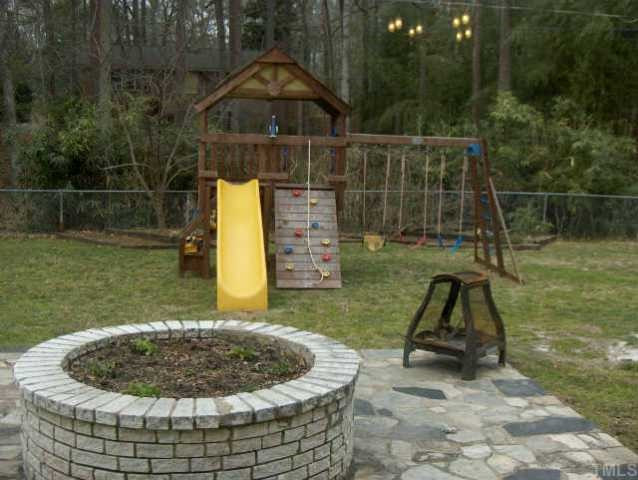 2423 Tryon Road Durham, NC 27705 - Photo 9 of 10 Photo 9