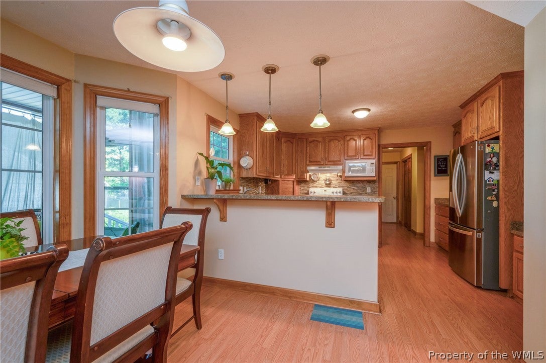 107 Rural Retreat Road Yorktown, VA 23692 - Photo 5 of 41 Gallery Image 5