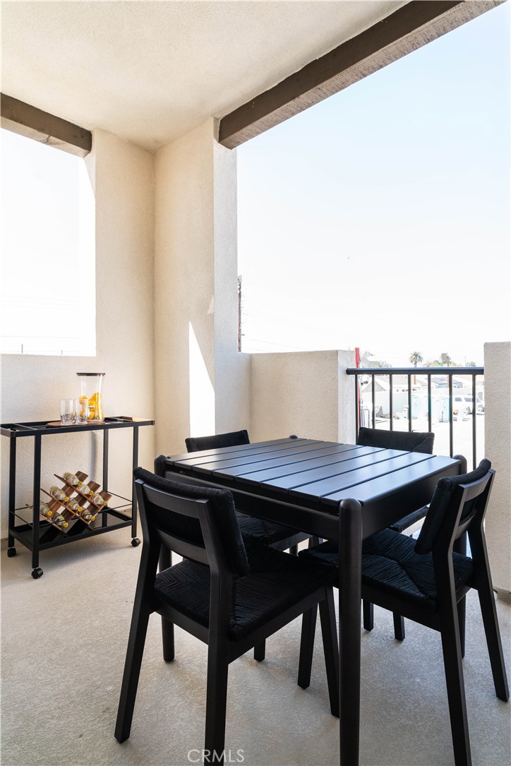 1752 West Sycamore Drive Compton, CA 90220 - Photo 11 of 21 a view of a dining room with furniture