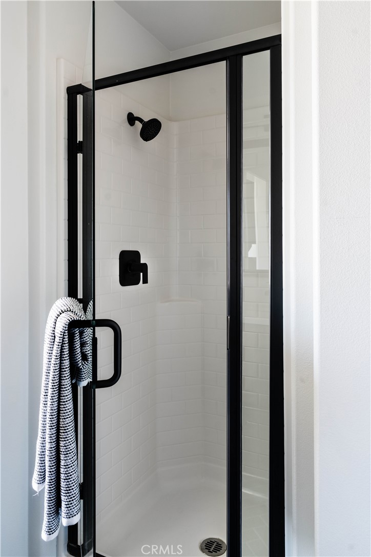 1752 West Sycamore Drive Compton, CA 90220 - Photo 17 of 21 a bathroom with a shower