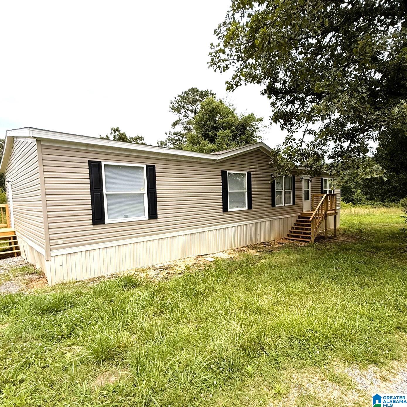 945 Church Road Fyffe, AL 35971 - Photo 1 of 16