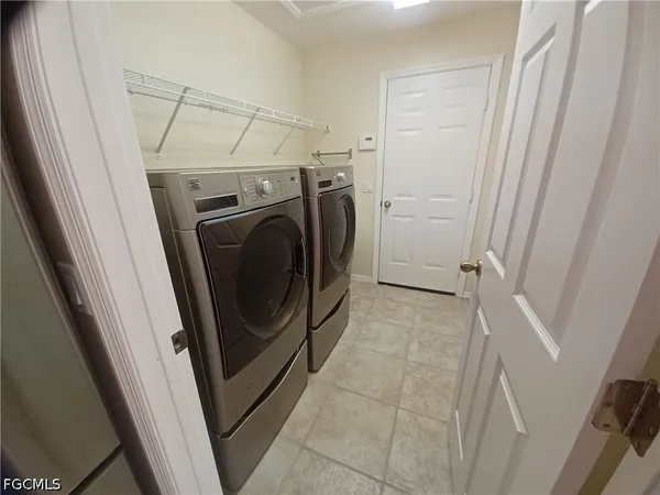 $2,200 | 2117 Northwest 14th Terrace, Cape Coral, FL 33993