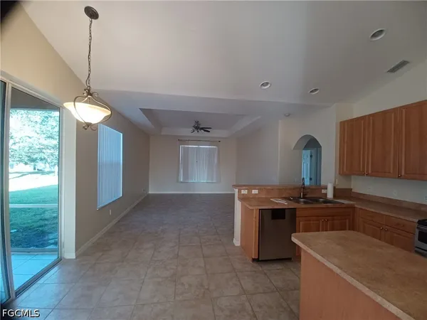 $2,200 | 2117 Northwest 14th Terrace, Cape Coral, FL 33993